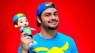 Luccas Neto com Os Aventureiros