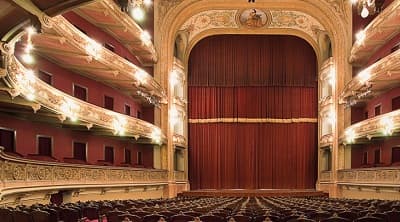 Teatro Broadway Rosario